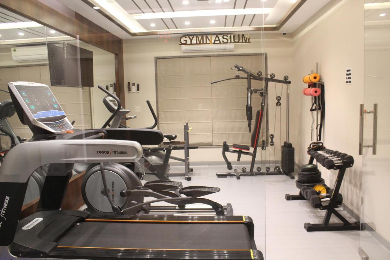 Hotel Rajhans Abhinandan Bhopal Bagian luar foto