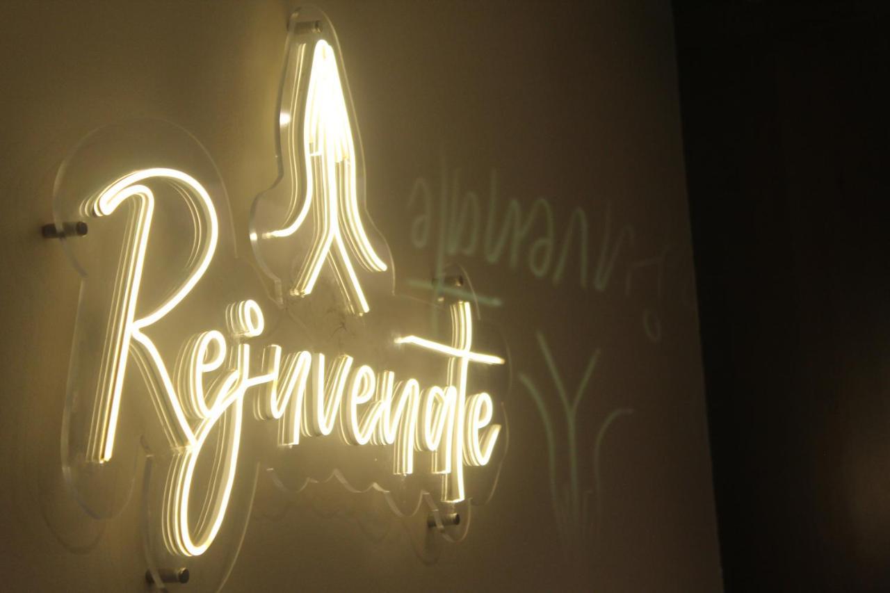 Hotel Rajhans Abhinandan Bhopal Bagian luar foto